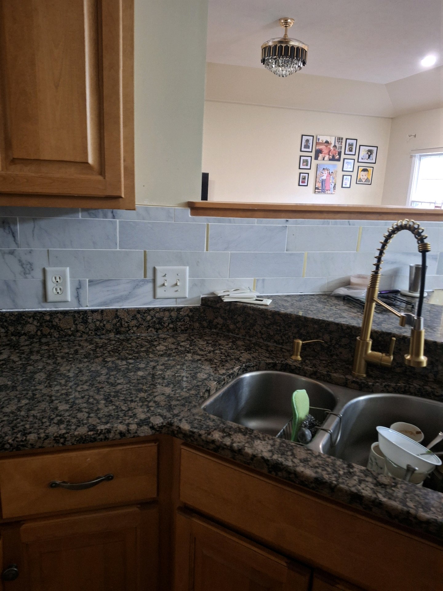 Kitchen backsplash tile installation